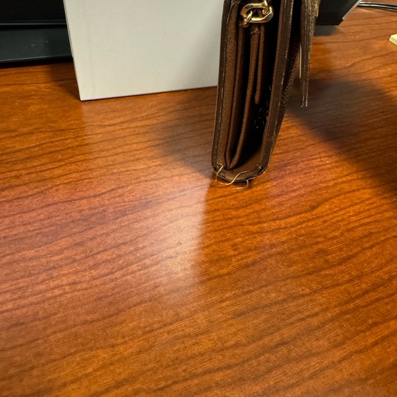 Louis Vuitton wallet - Picture 7 of 9